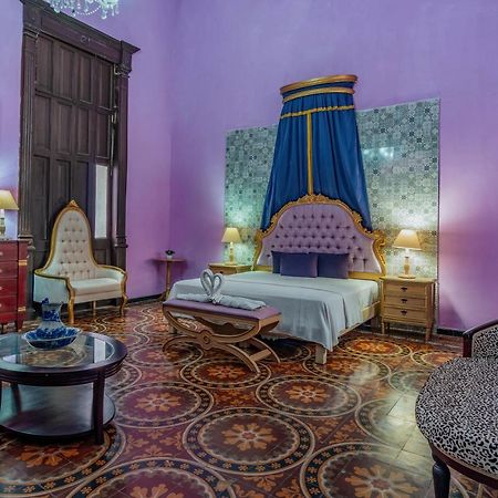 Hotel Lavanda Cas Mérida Exteriör bild Suite